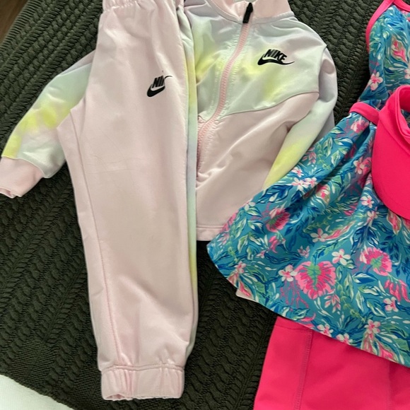 Vince Camuto Black and White Striped Knit. Mixed Dresses Bundle. - Picture 4 of 16